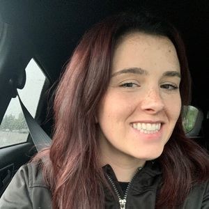 Meet your Posher, Jenna